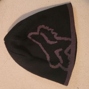 Fox racing awesome new youth reversable beanie.
